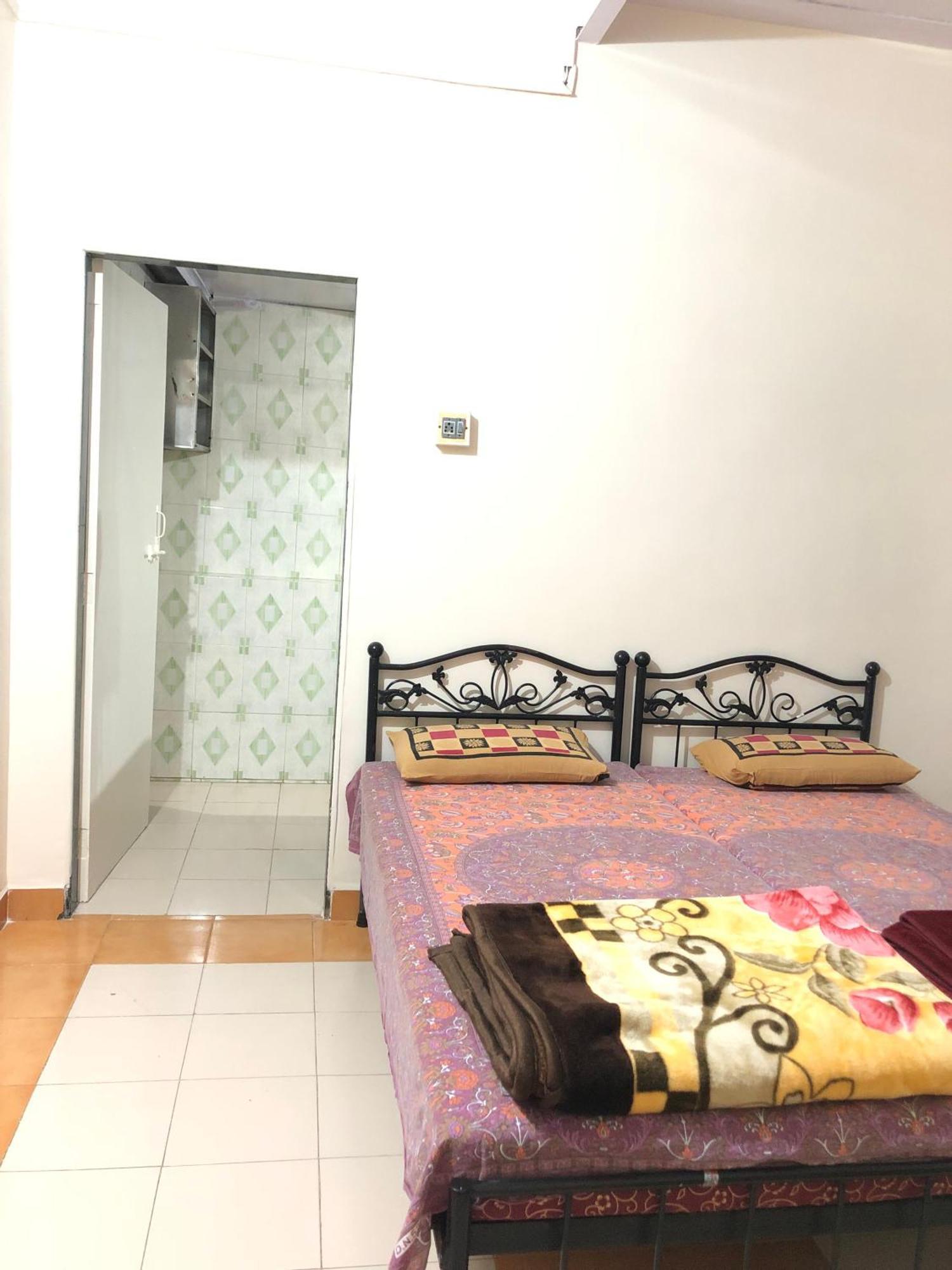 Sameena Guest House بانتشجانى المظهر الخارجي الصورة