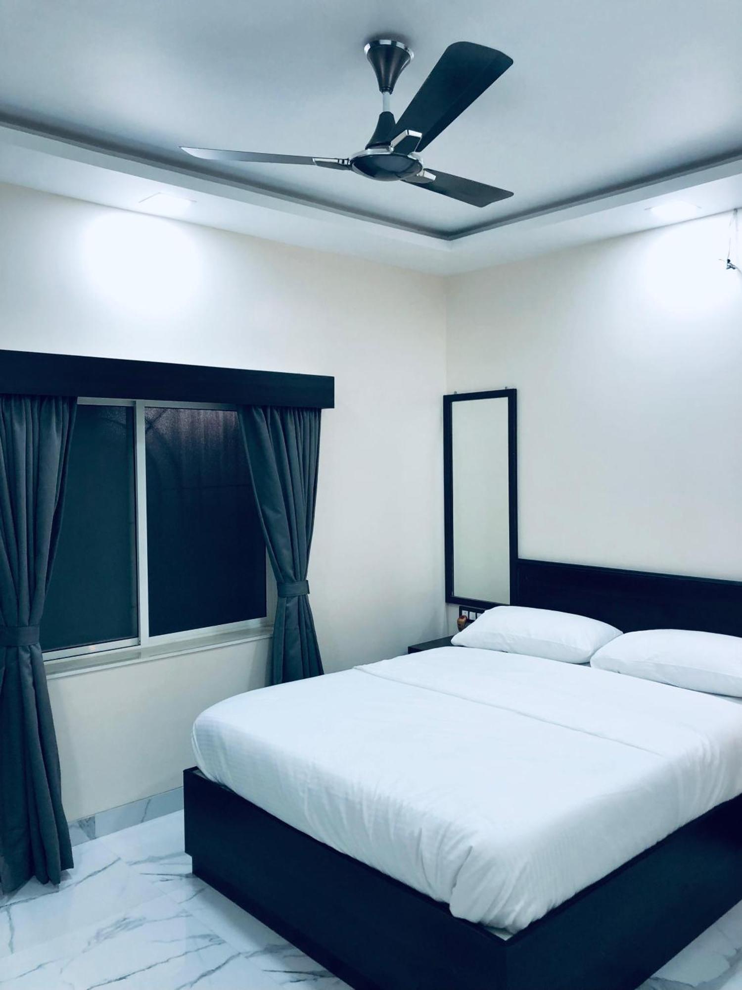 Sameena Guest House بانتشجانى المظهر الخارجي الصورة