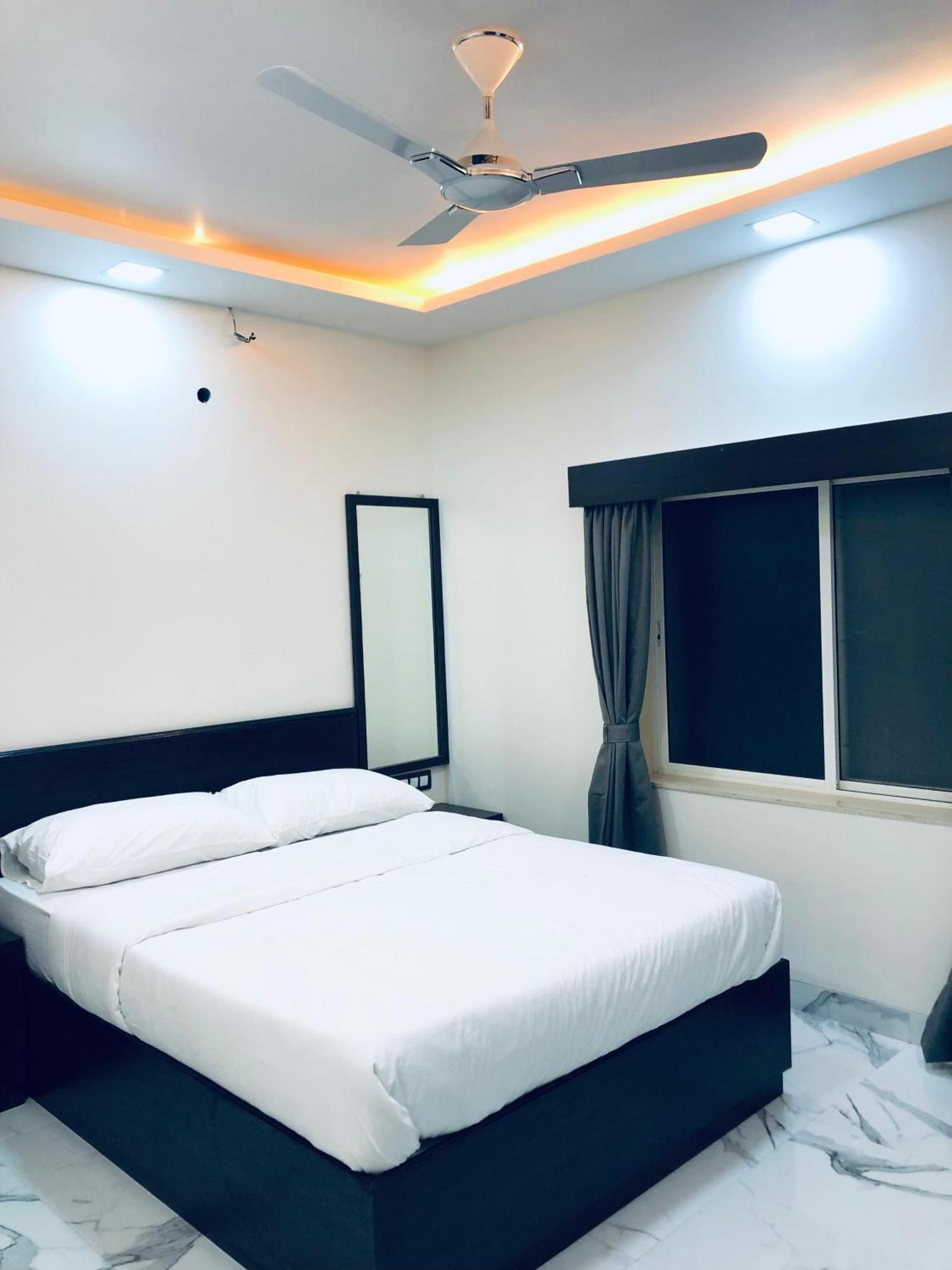 Sameena Guest House بانتشجانى المظهر الخارجي الصورة