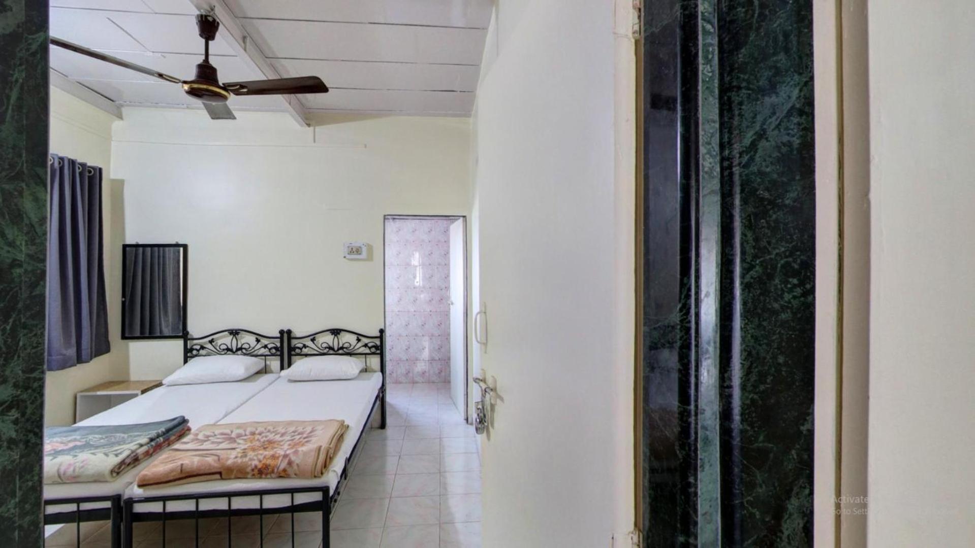 Sameena Guest House بانتشجانى المظهر الخارجي الصورة